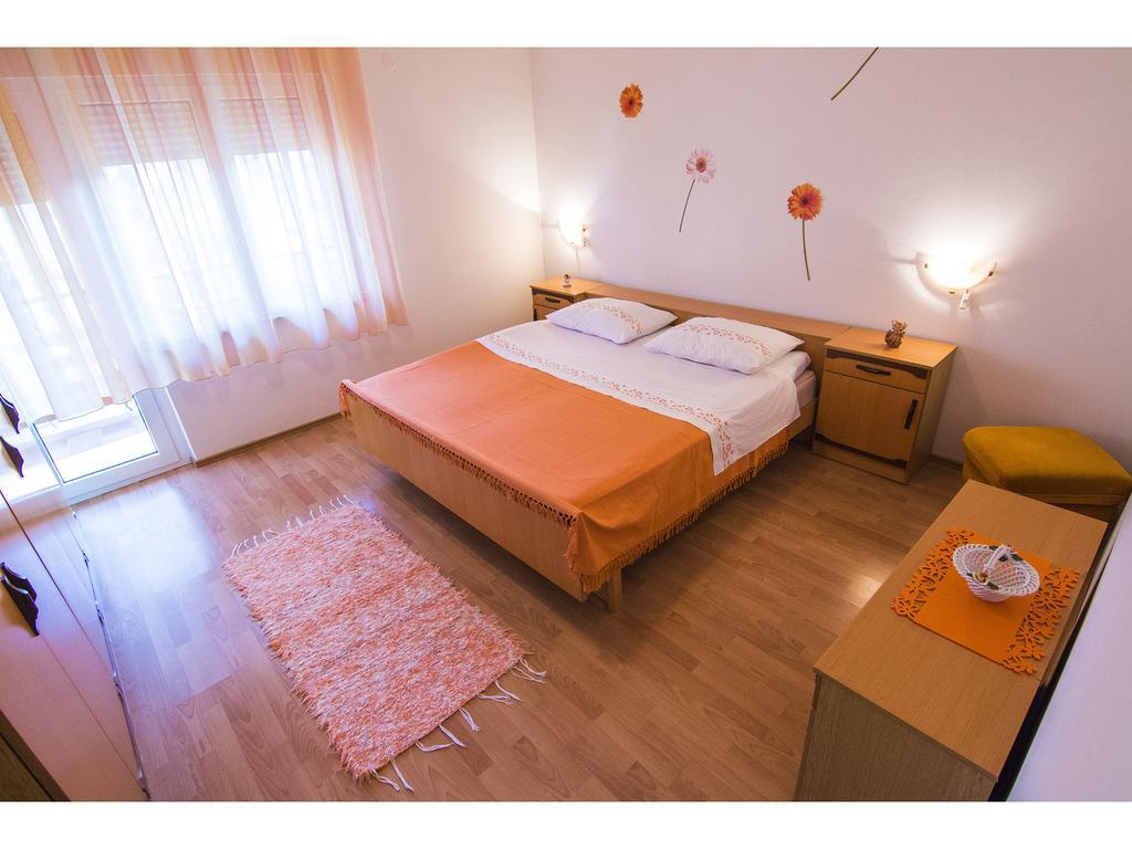 Apartment Miranda Слатине Номер фото